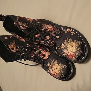 Floral Dr. Martens in New Condition